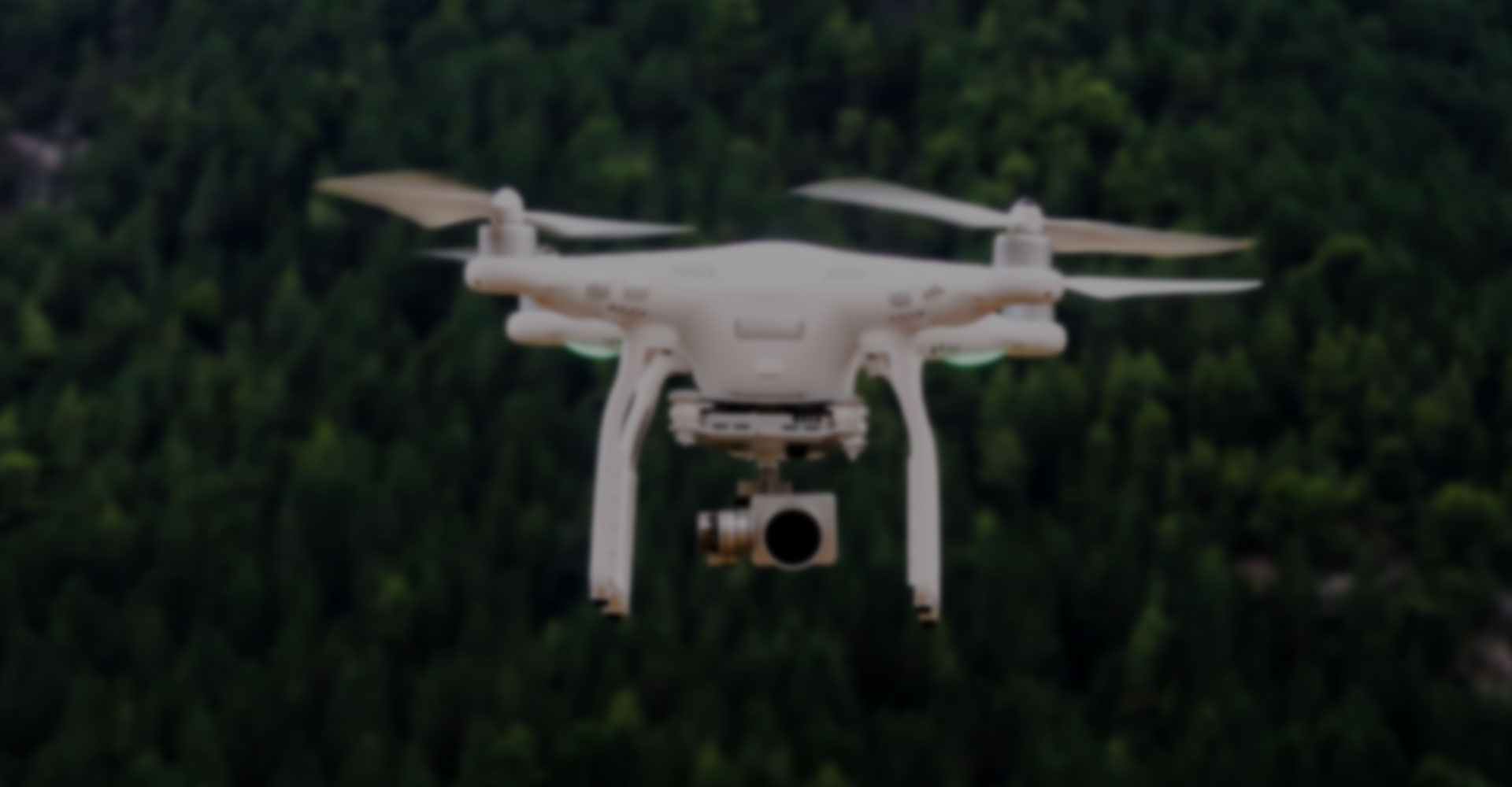 关键词：智慧园区，无人机巡检，园区安防，深圳市武智科技;描述：深圳市武智科技智慧园区解决方案中的无人机巡检场景，用于园区安防与管理