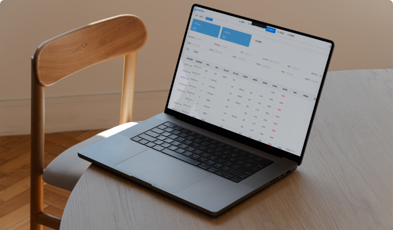 关键词：电梯前智能闸机、智慧通行闸机、办公空间出入口管控、智能通行设备
							描述：部署在电梯前的智能闸机，作为智慧通行的核心硬件设备，实现办公空间出入口的高效安全管控，支持权限验证与快速通行，助力办公场景通行体验与管理效率的双重提升